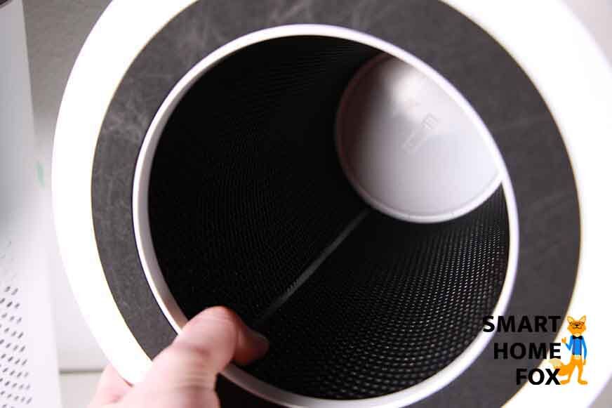 Man sieht die Filter des Proscenic A9 von innen.